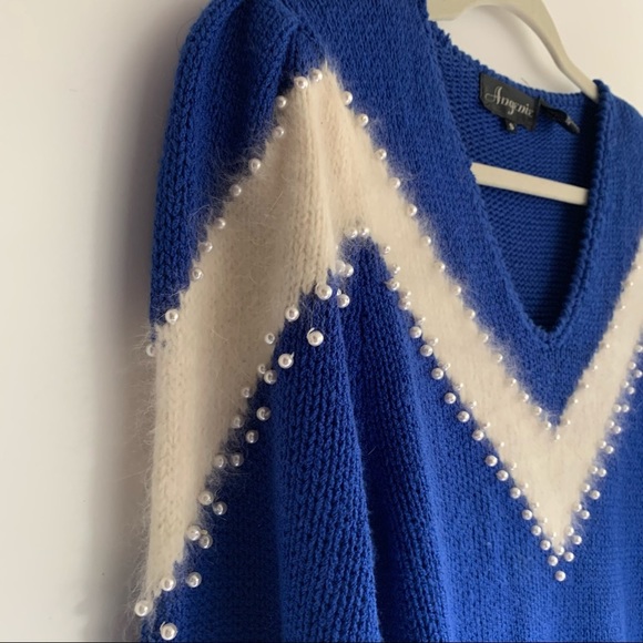 Angenie Vintage 1980's Sweater Blue Acrylic White Angora Pearl Trim Size Small - Picture 7 of 10